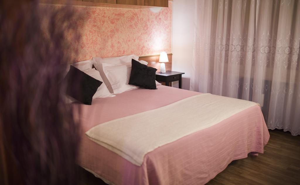 Quari Hotel Restaurant & Pizza Cologna Veneta Pokoj fotografie
